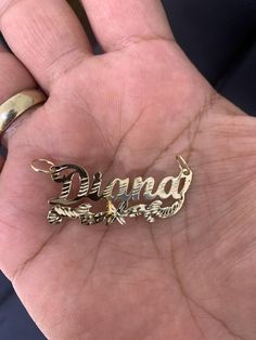 ●  10K 14K Solid Real Gold Customized Name Pendant Cursive Flower Design Diamond Cut Jewelry Personalized Gift For Her   ●Necklace is not included. ●Metal : 10K or 14K Solid Gold  ●Purity : 10K or 14K  with authenticity stamp ●Made in : United States ●Cut Type: Diamond Cut ●Shape :Cursive or any customized shape as per your request ●Letters: We can do a Maximum of 7 letters ●Condition : Brand New ●Complimentary Premium Jewelry box included ●Free Shipping within U.S.A Be sure to hit "favorite" on the right so it remains on your favorites list and/ or add to your wishlist(s). BUY GENUINE GOLD and SILVER JEWELRY WITH 100% CONFIDENCE Name Necklace Gold Mexican, Name Necklace Design, Latina Jewelry, Name Necklace Gold, Premium Jewelry, Name Pendant, Real Gold Jewelry, Necklace Ideas, Gold Name Necklace