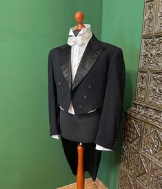 I am offering a very unique tailcoat with trousers from the 1920s / 1930s with a very beautiful fabric. The tailcoat is in very good condition. It should be taken to the dry cleaner once. Dimensions: Tailcoat Chest: 54cm Waist: 51 cm Sleeves: 67 cm Shoulders: 51 cm Back: 114 cm Trousers Waist: 50 cm Stretch to Waist: 39 cm Total length: 110 cm Stride length: 78 cm Circumference leg (bottom, plain): 26 cm Measurements are taken plain from left to right. Shirt, collar, waistcoat & bow tie are not Mens Wedding Suits, Wedding Suits Men, White Tie, Shirt Collar, Wedding Men, Wedding Suits, Beautiful Fabric, Mens Suits, Bow Tie