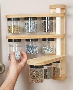 Koti Diy, Budget Living, Garage Tool Storage, Tool Storage Diy, Diy Garage Storage, Garage Storage Organization, Garage Tools, Landscape Designs