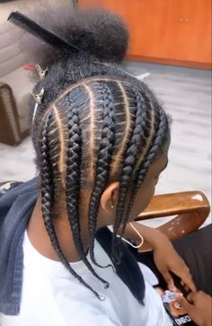 Boy Cornrow Hairstyles, Make Hairstyles, Men’s Braids Black, Black Boy Hairstyles Braids, Braid Designs For Men Long Hair, Easy Boy Braid Styles, Boy Plaits Hairstyles, Guy Cornrows, Basic Cornrows For Men