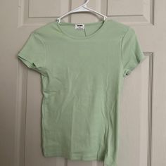 Brand New Never Worn Cotton On Light Green Short Sleeve Shirt. Size Small. Color Light Green. Plain Short Sleeve Shirt For Spring, Green Plain Tops For Spring, Spring Stretch Plain T-shirt, Spring Stretch T-shirt, Plain Fitted Shirt For Spring, Plain Green T-shirt For Spring, Green Short Sleeve Stretch Shirt, Green Stretch Short Sleeve Shirt, Green Stretch Casual Shirt