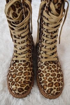 These are our Corky's Gold Leopard FOMO Boots. You do NOT want to have FOMO over these! Corky's never disappoints with their durable sole and comfy footbed. This boot comes in a Gold Leopard color, and its tall lace up style is right on trend for the season! Fun Fashion, Cheetah Print, Up Styles, Cool Style, Lace Up, Boots, Lace, Gold, Color