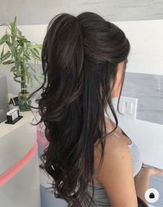 prom hairstyles for long hair half up, half up prom hair, elegant prom hairstyles down, prom hair half up half down Prom Hairstyle, Kadeřnické Trendy, Flot Makeup, Fesyen Rambut, Blow Dry Hair, Hair 2018, Half Up Hair, Formal Hairstyles