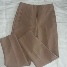 Pants With Highwaisted With Medal Hook (Nwot) Size Medium Zara Leather Pants, Zara Basics, Cream Pants, Linen Pajamas, Zara Jumpsuit, Cropped Pants Women, Zara Leather, Silk Pajamas, Linen Trousers