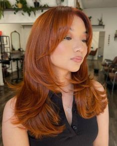 red wig Copper Wolf Cut, Layered Ginger Hair, Asian Ginger Hair, Asian Copper Hair, Ginger Hair On Latina, Ginger Haircuts, Copper Hair Asian, Ginger Hair On Tan Skin, Copper Hair On Latinas