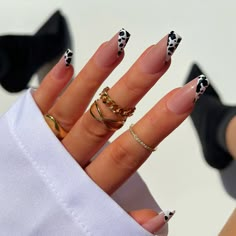 MOO OUT THE WAY | xPRESS PRO ACRYLIC PRESS ONS | KIARA SKY Cow Nails Square, Long Checkered Nails, Medium Coffin Shape Nails Designs, Cowgirl Nail Designs, Bb Nails, Rodeo Nails, Jazz Outfits, Cowboy Nails, Acrylic Manicure