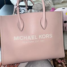 This Bag Has Been Lightly Used And Has A Minor Scratch In The Front As Shown Other Than That The Bag Very Pretty Color :) Large Bags For Errands, Chic Large Bag For Errands, A Minor, Pretty Colours, Michael Kors Bag, Womens Tote Bags, Michael Kors, Tote Bag, Pink