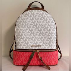 Michael Kors Rhea Zip Medium Backpack Worn Once Bags Michael Kors, Medium Backpack, Pink White, Michael Kors, Bag Lady, Backpacks, Pink, Women Shopping, White