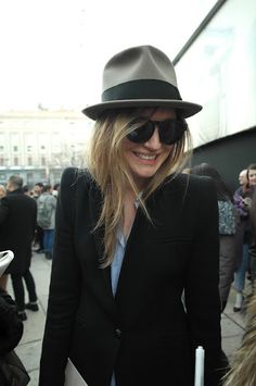 Need this hat French Voguettes, Woman Hat, Mode Casual, Mode Chic, Mein Style, Looks Style, Mode Style, Moda Casual, Look Fashion