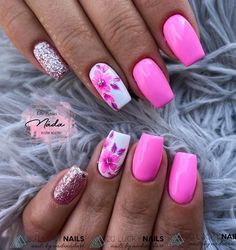 Hot Pink Floral Nails, Bright Pink Ombre Nails, Nails Beach Design, Megan Nails, 80 Nails, Easter Nail Ideas Spring, Nail Ideas Spring, Easter Nail Ideas, Bright Pink Nails