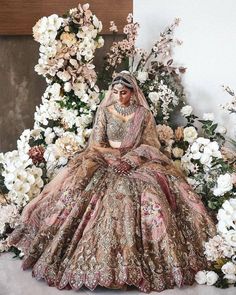 Lengha Design Bridal, Traditional Lengha, Pink Bridal Lehenga, Latest Bridal Lehenga Designs, Best Indian Wedding Dresses, Asian Bridal Dresses