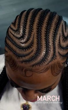 Cornrows Patterns, Freestyle Cornrows Braids, Trending Cornrows, Straight Back Hairstyles, Fulani Braid, Cornrow Designs, Latest Hair Braids, Afro Beauty, Cornrows Natural Hair