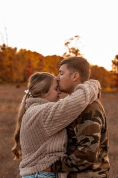 Couples session in Minnesota Photo by: The Lariat Lens LLC Couple Horse Photography, Cute Couples Photos, Couple Photoshoot, Couples Session, Couples Photos, Perfect Couple, Horse Photography, Couples In Love, Couples Photoshoot