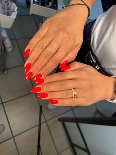 #nails #red Round Nail Inspo Summer, Red Summer Almond Nails, Big Apple Red Almond Nails, Nail Color Inspo Summer, Red Nails Ideas Summer, Red Orange Nails Acrylic, Bright Red Nails Summer, Watermelon Red Nails, Summer Red Nails 2024