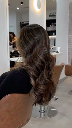 High Light On Brown Hair, Brunette Glossy Hair, Lowlights And Highlights Brunette, Hair Inspo Brunette Balayage, Money Piece Hair Brunette Fall, Blonde Hilights In Brown Hair, Natural Balayage On Dark Hair, Balayage Front Pieces, Natural Balayage On Black Hair