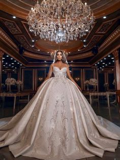 Romantic Empire Sweetheart Ball Gown Inspiration, Princess Dream Wedding Dresses Ideas for Brides Wedding Dresses Sheer, Satin Ball Gown Wedding Dress, Atm Cash, Satin Ball Gown, Sparkle Wedding Dress, Amazing Dresses