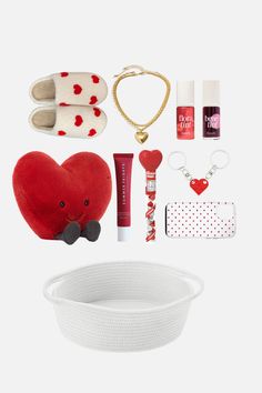 the contents of a valentine's day gift set