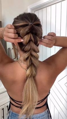 Long Hair Ponytail, Ponytail Hairstyles Easy, Beautiful Braided Hair, Easy Hair Updos, Prom Hairstyles For Long Hair, Hairdo For Long Hair, Hair Stylist Life, Easy Hairstyles For Long Hair, Braids For Long Hair