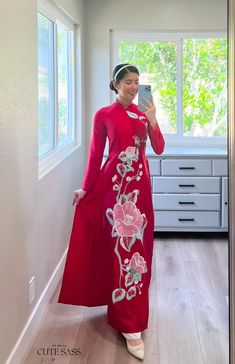 At Ao Dai by CuteSass, you will find the most stylish ao dai in wide size range and at reasonable prices. We are moving our ao dai collection from CuteSass here to provide you with the best experience.  You can read our 5000+ reviews at: cutesass.etsy.com ❣️ This set includes one Ao Dai Top and 1 Pants Style: Traditional  Material: Lua Van Go. Non Stretch ❣️ This beautiful and modern ao dai set is perfect for any special occasions: Lunar NewYear, Mid Autumn Festival, Attending Wedding, or a Family photoshoot. ❣️ Please note: - Sizing may run 1-2 sizes smaller than American standard sizes, please refer to the sizing charts for sizing. - Please contact me if you have any questions ❣️We are proud to provide you with the highest quality fabric, handpicked modest colors, wide-range of designer Embroidery Peony, Modern Ao Dai, Vietnamese Ao Dai, Autumn Festival, Red Embroidery, Mid Autumn, Mid Autumn Festival, Pants Style, American Standard