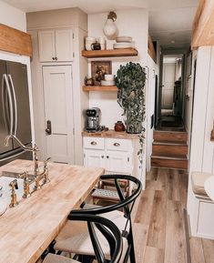 Floating Shelves in Your RV! Budget Beach House, Rv Inspiration, Interior Light Fixtures, Camper Living