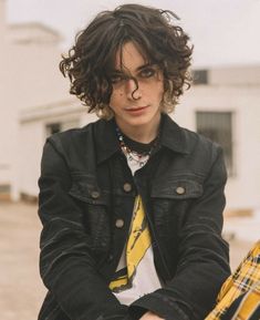 Ref Pictures, Nonbinary Bathing Suit, Masculine Hairstyles For Women Long Hair, Heir Of Atticus, Photographie Portrait Inspiration, Queer Fashion, Unique Faces, Corte De Cabelo Masculino, Gender Envy