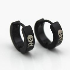 Black Skull Hoop Earrings - American Legend Rider Anting Manik, Mens Earrings Studs, Skull Accessories, Black Skull, Skull Head, Skull Jewelry, Black Skulls, Skull Earrings, Earring Patterns