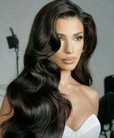 Kim K Hair, Sleek Bob Hairstyles, Glam Waves, Hair Waver, Retro Looks, Sleek Bob, Side Swept Bangs, Bridal Makeup Looks, Love Travel