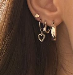 Ušný Piercing, Ear Piercings Ideas, Piercings Ear, Piercings Ideas, Pretty Ear Piercings, Cute Ear Piercings, Cute Piercings, Tragus Piercing