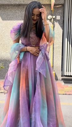 Orgenza Frock Suit For Girl, Organza Dress Indian, Organza Gown Designs, Frocks For Women Party, Beautiful Jewish Women, Frock Designs, Cutwork Blouse