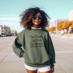 Queen Sweatshirt, Magic Gift, Woman Shirt, Typographic Design, Black Excellence, If You, The Queen, Piece Of Clothing, Amazing Women