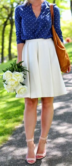 Cute blouse - would be great in other colors and solids. Classic Feminine Style, Australian Style, Vancouver Fashion, Fresh Fashion, Hipster Grunge, Corporate Wear, White Skirt, Work Wardrobe