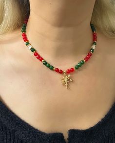 Elegant Red and Green Beaded Winter Necklace, Statement Handmade Natural Stone Jewelry for Women. If you are looking for a gift to your wife, girlfriend or yourself :) for christmas that snowflake necklace is perfect choice for you. ☀️Dimension: 42 cm +4 cm extention chain If you do not want an extension chain or need additional extension chain, please inform me. 🌈Materials: Agate Stone , Quartz,14k gold plated 🔴 30% Discount for 2 items use the code: 2ITEMS30 🔴 35% Discount for 3 or more items use the code: MOREITEM35 Visit my shop for all designs: https://www.etsy.com/shop/MervuHandmadeJewelry ✈️Trackable Shipping Necklace comes in a jewelry box 🍀Thank you so much your shopping 💜If you have any questions or request you can send me message at any time :) 💙 Please don't forget to fav Christmas Beaded Necklaces With Colorful Beads For Gift, Christmas Gift Beaded Necklaces With Colorful Beads, Christmas Gift Colorful Beaded Necklaces, Christmas Gift Jewelry With Faceted Beads, Christmas Gift Beaded Necklaces With Round Beads, Handmade Red Jewelry For New Year, Red Christmas Necklaces Perfect For Gifting, Red Necklace For Christmas Gift, Red Christmas Necklace Gift