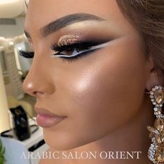 Black And Silver Glam Makeup, Black Glam Makeup Smokey Eye, Glam Birthday Makeup Looks, Fantasy Eye Makeup, Brunch Makeup, Dramatic Wedding Makeup, Makeup Skills, Good Makeup