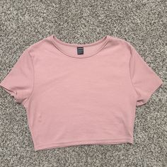 Soft And Stretchy Size Small Never Worn Basic Plain Crop Top For Spring, Preppy Stuff, Girly Accessories, Shein Tops, Purple Aesthetic, Crop Top, Pasta, Womens Tops, Crop Tops