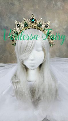 This beautiful sparkly emerald green and gold queen/ goddess crown is a gorgeous filigree spiked tiara with highlights of sparkle from glass and high end Austrian rhinestones. A highly detailed spiked halo crown made with metal lace, this Celtic queen headpiece is a magnificent feature to a costume for an adult or a child. Mounted to a flexible headband, this piece will easily adjust from fitting a child (over 4-5 years old) right to adult.  It is lightweight, comfortable and easy to wear. There Crystal Crown Wedding, Goddess Crown, Queen Crown, Metal Lace, Gold Filigree, Wedding Crown, Crystal Wedding, Costume Hats, Emerald Green