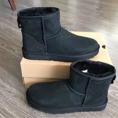 New Ugg Classic Mini Ll Boot Size 10 In Women Color Black Suede Upper Sheepskin Lining And Insole Treadlite By Ugg Outsole Outsole Sz Tag Are Marked With Red To Prevent Store Returns They Have The Hologram To Prove Authenticity Ugh Boots, Dr Wardrobe, Bday List, Shoes Ugg, Ugg Classic Mini, Black Uggs, Ugg Classic, Classic Mini, Womens Uggs