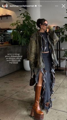 King Skirt Outfits, Brat Style Outfits, Ethereal Street Style, La Fashion Week Outfit Ideas, Tattoo Artist Outfit, Brutalist Fashion, Summer Rachel Warren, Estilo Vanessa Hudgens, Next In Fashion