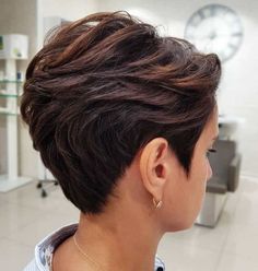 Layered Pixie Cut With Sideburns Balayage Blonde, Short Grey Hair, Coarse Hair