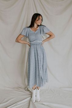 Winter Sunday Dress, Blue Prairie Dress, Unique Modest Dresses, Modest Wife Outfits, Smocked Midi Dress, Modest Cute Dresses, Cute Tops Modest, Modest Summer Clothing, Missionary Outfits Sister