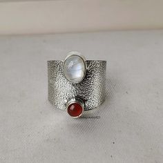 Moonstone Carnelian Gemstone Ring, 925 Sterling Silver Ring, Handmade Ring, Band Ring, Moonstone Jewelry, Beautiful Ring, Engagement Ring, Two Gemstone Ring, Boho Ring, Popular Ring, Stylish Ring, Ring Moonstone, Popular Rings, Jewelry Beautiful, Stylish Rings, Moonstone Jewelry, Boho Ring, Beautiful Ring, Ring Engagement, Ring Band