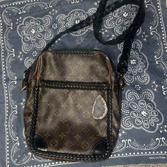 Authentic, Purchased From Boutique At Nfr. Beautiful Detailing With Leather Braided Details. Western Crossbody Purse, Bags Louis Vuitton, Louis Vuitton Bags, Crossbody Purse, Purses Crossbody, Louis Vuitton Bag, Bag Lady, Louis Vuitton, Purse