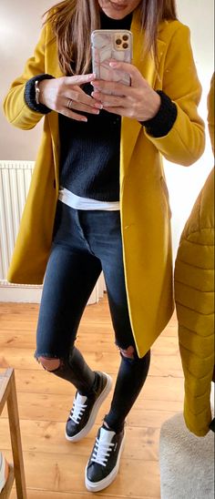 Mustard Coat Outfit Winter, Yellow Capsule Wardrobe, Mustard Sweatshirt Outfit, Yellow Parka Outfit, Yellow Coat Outfit Winter, Mustard Coat Outfit, Teddy Coat Outfit Winter, Yellow Coat Outfit, Yellow And Black Outfit