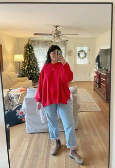 Cozy Wide Leg Pants Outfit, No Pants Look, Casual Blundstone Outfit, Plus Mom Outfits, Casual Cold Day Outfit, Plus Size Blundstone Outfit, Mid Size Outfits Fall 2024, Winter Layers Outfits, Plus Size Cold Weather Outfits