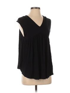 Free People Sleeveless Blouse Size: X-Small Tops - used. 94% RAYON, 6% SPANDEX | Free People Sleeveless Blouse: Black Tops - Size X-Small Black Sleeveless Blouse, Free People Black, Blouse Black, Black Sleeveless, Small Tops, Sleeveless Blouse, Free People Tops, Sleeveless Top, Free People