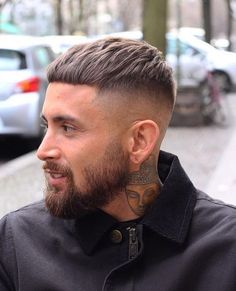 Barba Hipster, Beard Trend, Beard Haircut, Trendy Mens Haircuts, Mens Haircuts, Popular Haircuts, Corte De Cabelo Masculino, Mens Haircuts Short