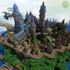 Halion Minecraft Medieval City Download Minecraft Arch, Minecraft Tricks, Minecraft Hus, Minecraft Poster, Mc Ideas, Rapunzel Tower