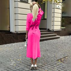 Pre-Sale Women's Elegant Dress Crew-Neck Mid Sleeve H Line Ladies Dress Pink Solid Color Dresses For Work, Pink V-neck Maxi Dress Suitable For Work, Pink V-neck Maxi Dress For Work, Pink Knee-length Winter Midi Dress, Pink Solid Color V-neck Midi Dress, Pink Knee-length Midi Dress With Pockets, Elegant Pink Long Sleeve Sweater Dress, Pink Non-stretch V-neck Midi Dress, Elegant Knee-length Pink Sweater Dress