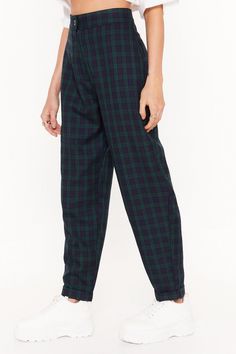 Trousers Women Outfit, Mode Indie, Tartan Trousers, Tartan Pants, Shop Clothes, Looks Street Style, Indie Outfits, Pantalon Large, Plaid Pants