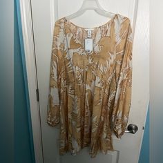 Women’s Dress Size L From H&M. Nwt. Long Sleeves, V Neck. Very Light Fabric, Loose Fitting. Hits Me Above My Knees (I’m 5’6” For Reference). You Could Wear Leggings With It. Very Cute For Fall Spring Or Summer. H&m V-neck Summer Mini Dress, H&m Beige Mini Dress For Spring, H&m V-neck Mini Dress For Vacation, Yellow Long Sleeve Dress For Daytime, H&m Long Sleeve Summer Dresses, H&m Beige Mini Dress For Summer, Flowy H&m Dress For Vacation, H&m Yellow Beach Dress, Dresses Women