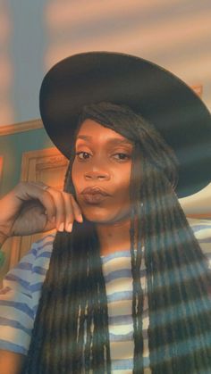 Locs And Hats, Curly Hair With Hat, Hair With Hat, Gigi Pip, 4c Natural, 4c Natural Hair, Locs Hairstyles, Loc Styles, Girl With Hat